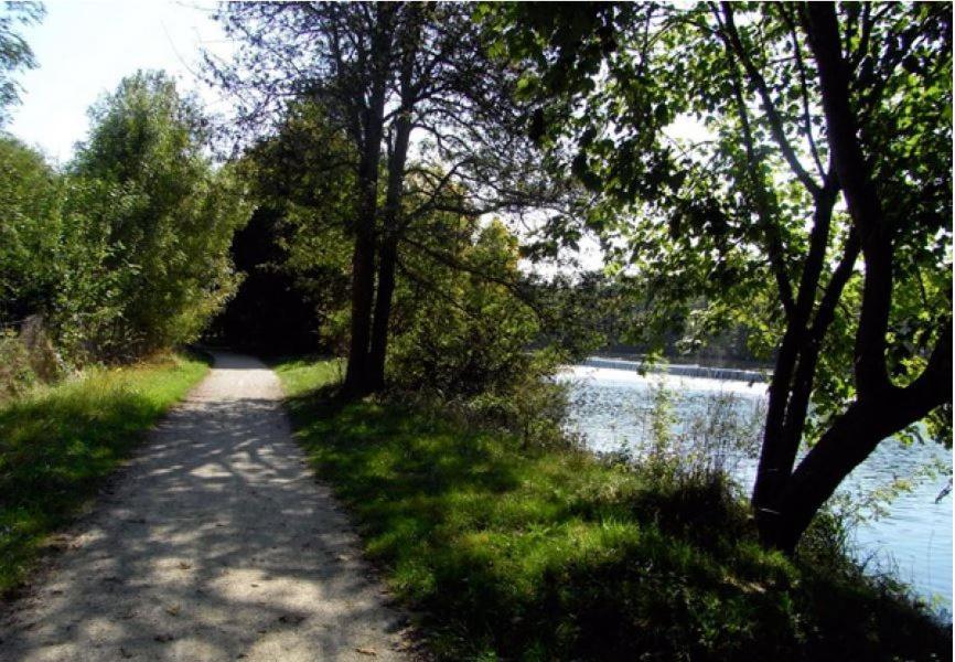 Hotel Camping Du Plan D'Eau **** Saint-Yrieix-sur-Charente Exteriér fotografie