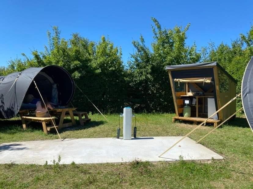 Hotel Camping Du Plan D'Eau **** Saint-Yrieix-sur-Charente Exteriér fotografie